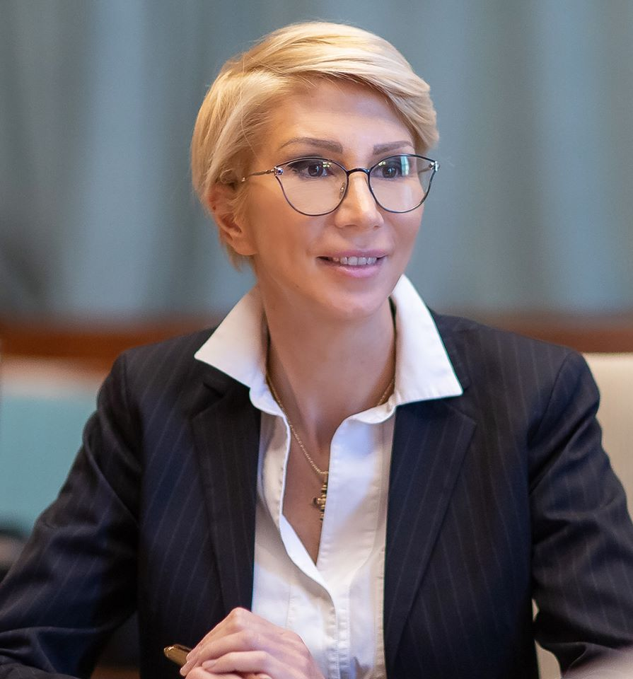 Raluca Turcan Răspunde Acuzațiilor Politice despre Furt Raluca Turcan Răspunde Acuzațiilor Politice despre Furt