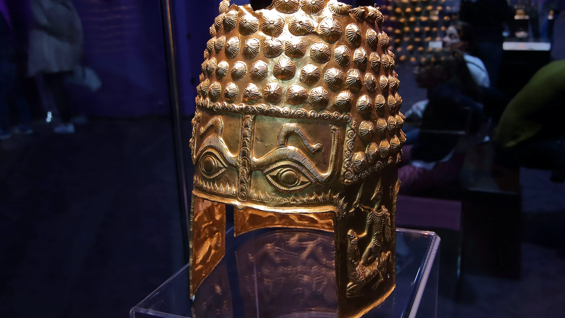 Furtul coifului dacic: dialog între miniștri români