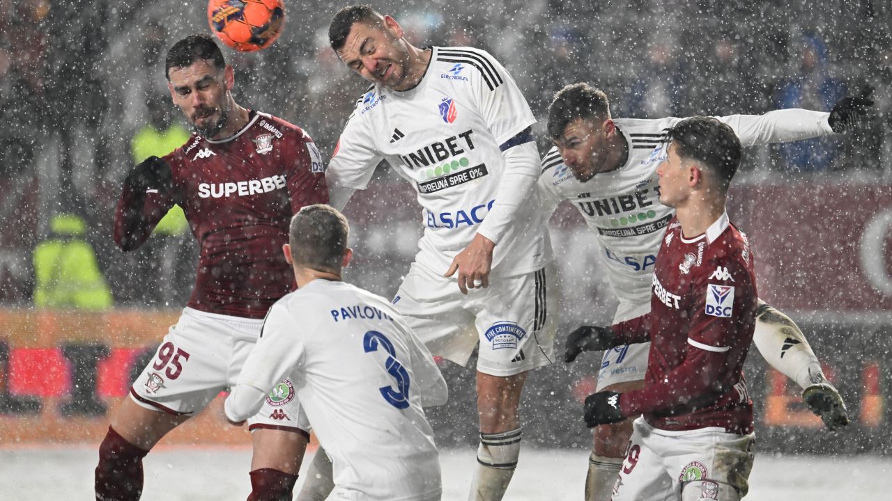 Rapid – FC Botoșani 1-0, ACUM pe Sport.ro! Denis Ciobotariu a deschis scorul în Giulești Rapid – FC Botoșani 1-0, ACUM pe Sport.ro! Denis Ciobotariu a deschis scorul în Giulești