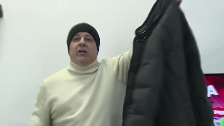 Marius Șumudică, ”săgeți” către Alex Chipciu, după ce fotbalistul i-a ironizat stilul vestimentar: ”Am venit cu o geacă nouă!” Marius Șumudică, ”săgeți” către Alex Chipciu, după ce fotbalistul i-a ironizat stilul vestimentar: ”Am venit cu o geacă nouă!”