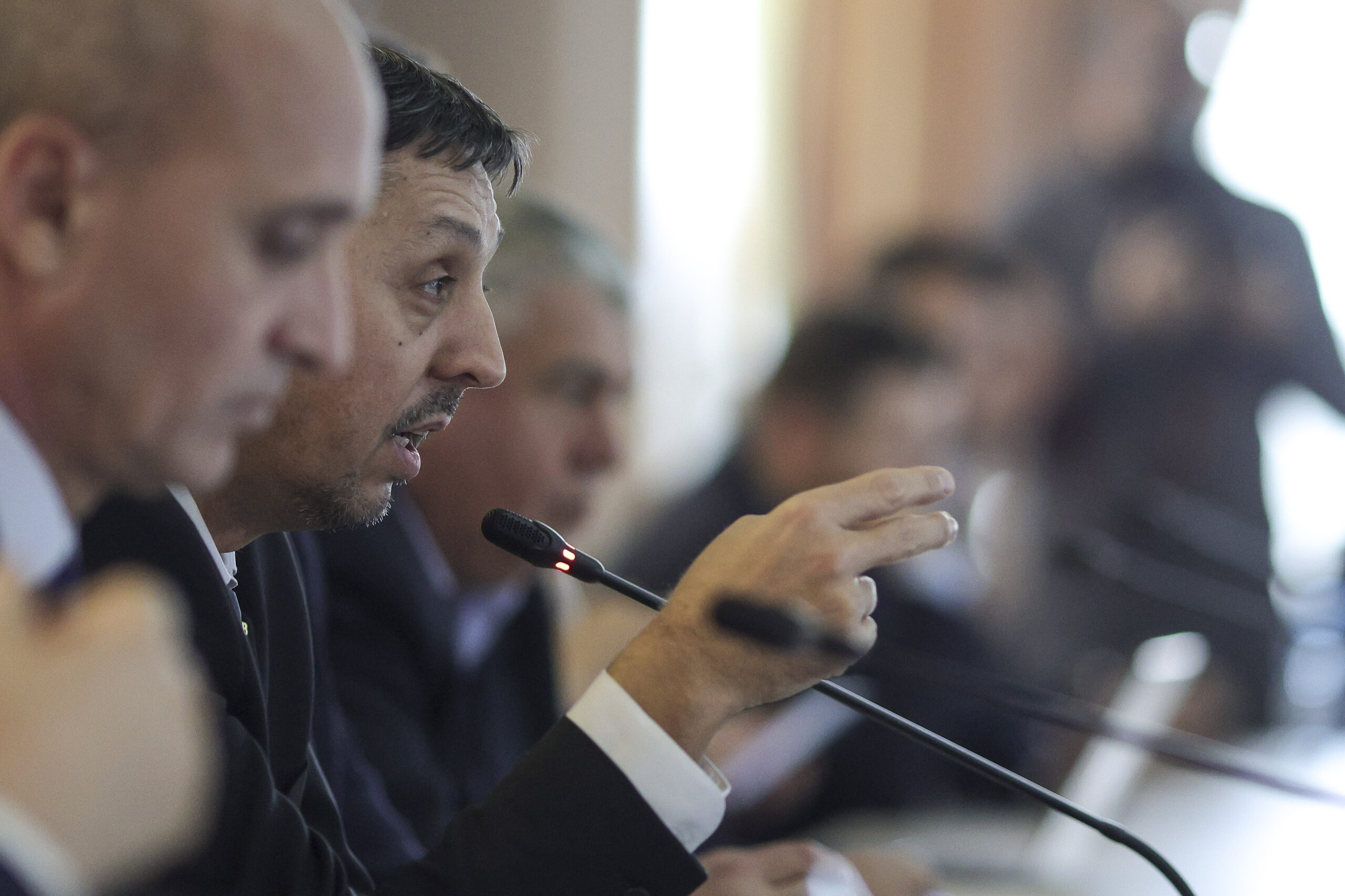 Ministerul Educației anunță că va colabora cu CNA și TikTok pentru a combate „pseudoștiința și manipularea”