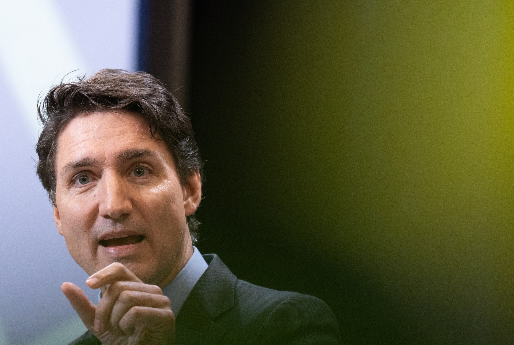 Cu ce îl amenință Trump pe „guvernatorul Trudeau al Canadei”, după ce premierul de la Ottawa a promis că va riposta la mărirea tarifelor vamale Cu ce îl amenință Trump pe „guvernatorul Trudeau al Canadei”, după ce premierul de la Ottawa a promis că va riposta la mărirea tarifelor vamale