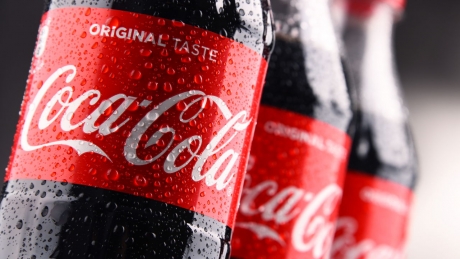 Coca-Cola, acuzată de manipulare masivă: cum a denaturat decenii la rând adevărul despre zahăr Coca-Cola, acuzată de manipulare masivă: cum a denaturat decenii la rând adevărul despre zahăr