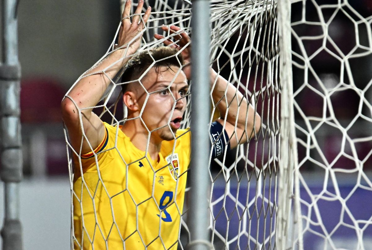 Enigma absenței lui Louis Munteanu împarte fotbalul: „E puțin arogant, capricios” vs. „L-am apostrofat la un moment dat, e sensibil” Enigma absenței lui Louis Munteanu împarte fotbalul: „E puțin arogant, capricios” vs. „L-am apostrofat la un moment dat, e sensibil”