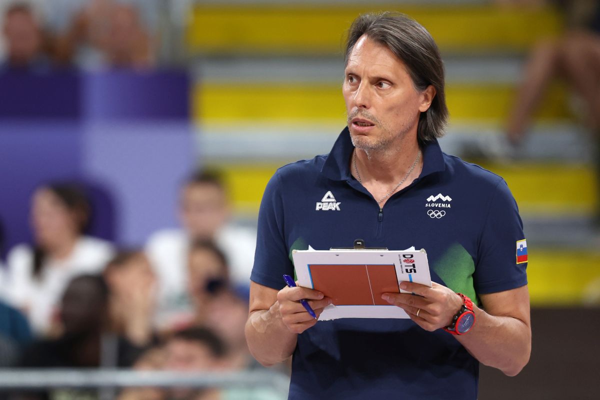 Ajuns pe banca naționalei Serbiei, Giani Crețu a oferit un prim interviu: „Succesul ține de munca în echipă. Rețeta este să găsesc atmosfera potrivită” Ajuns pe banca naționalei Serbiei, Giani Crețu a oferit un prim interviu: „Succesul ține de munca în echipă. Rețeta este să găsesc atmosfera potrivită”