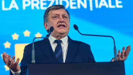 Crin Antonescu, despre un interimat al lui Ilie Bolojan la Cotroceni: Acest interimat nu va fi unul simplu Crin Antonescu, despre un interimat al lui Ilie Bolojan la Cotroceni: Acest interimat nu va fi unul simplu