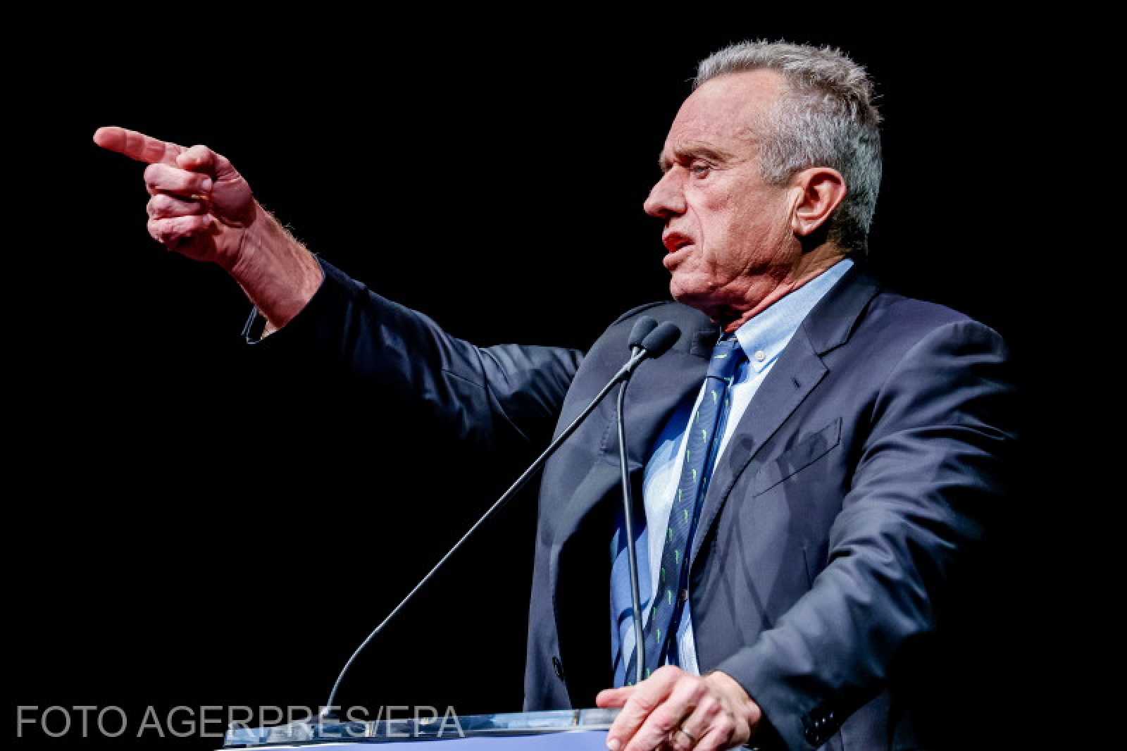 Un medic gastroenterolog l-ar putea opri pe Robert F. Kennedy Jr. să ajungă ministrul Sănătății, în cabinetul Trump Un medic gastroenterolog l-ar putea opri pe Robert F. Kennedy Jr. să ajungă ministrul Sănătății, în cabinetul Trump