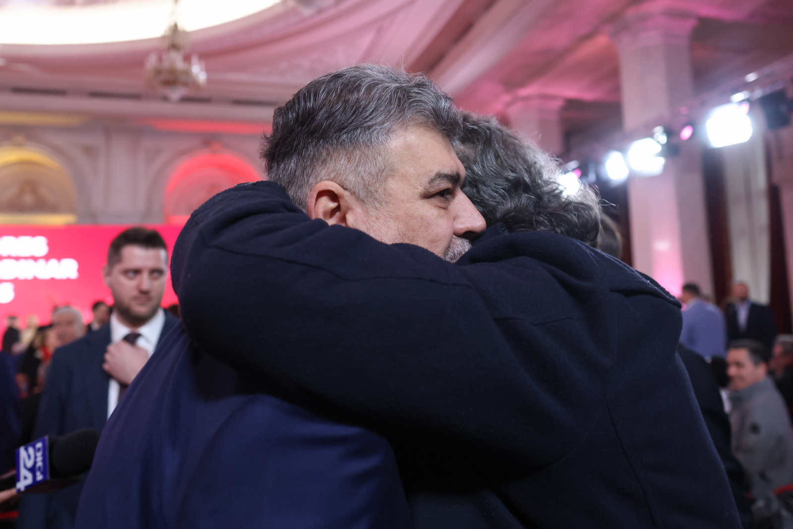 Marcel Ciolacu a recunoscut marele eșec. Poate ar trebui schimbată Constituția pentru a evita falimentul total Marcel Ciolacu a recunoscut marele eșec. Poate ar trebui schimbată Constituția pentru a evita falimentul total