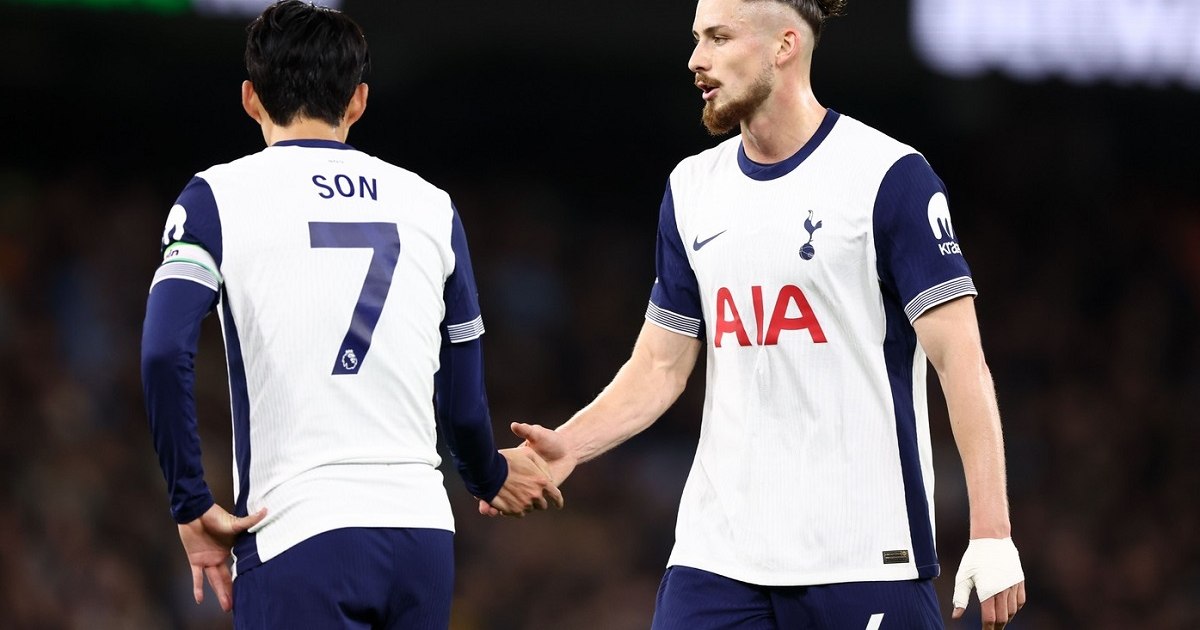 Vestea care l-ar putea dărâma definitiv pe Radu Drăgușin. Tottenham și-a luat o „fiară” în apărare Vestea care l-ar putea dărâma definitiv pe Radu Drăgușin. Tottenham și-a luat o „fiară” în apărare