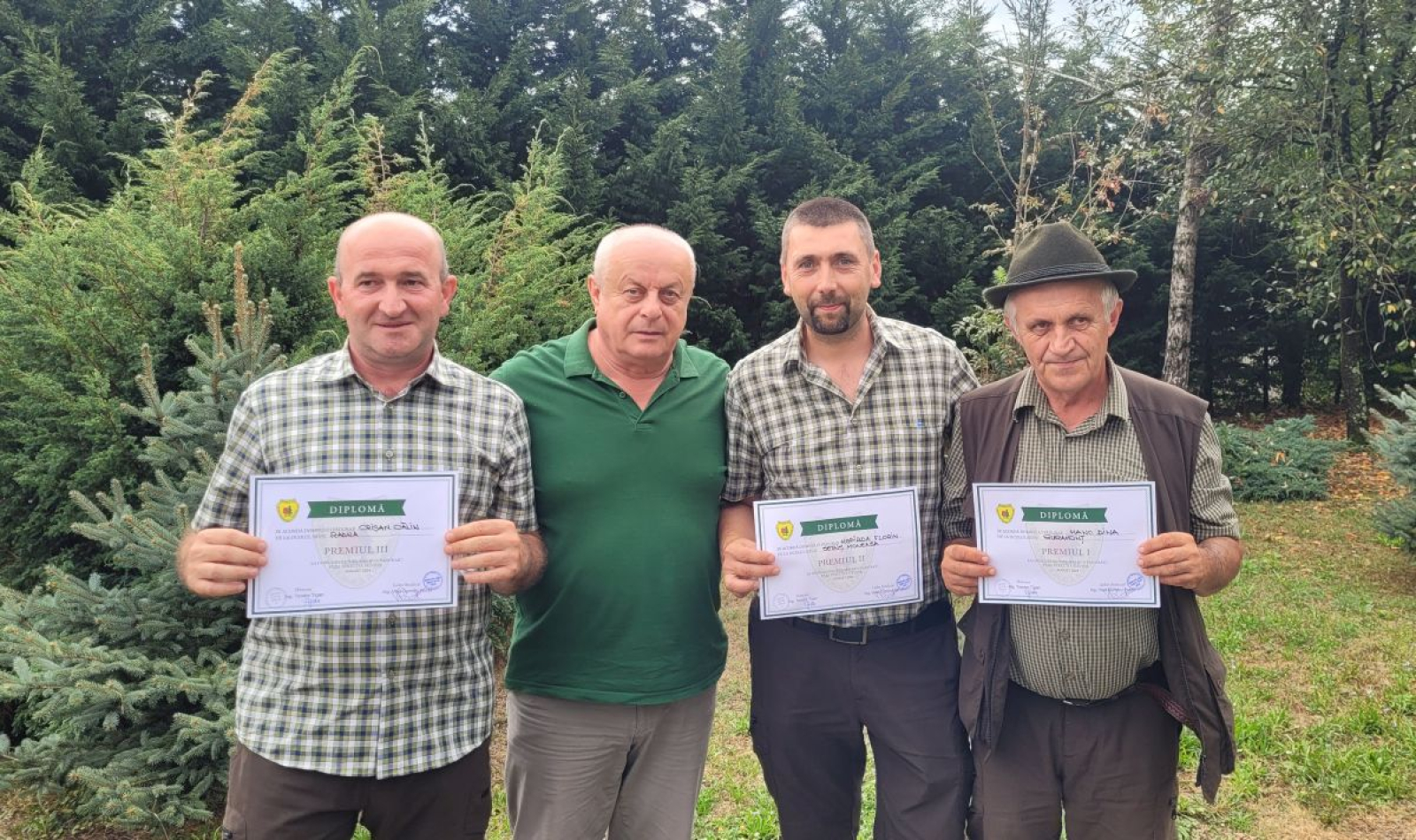 Fostul director Romsilva care a ieșit la pensie și a încasat prima de 100.000 de euro s-a reangajat iar șef. Suma imensă pe care o încasează acum Fostul director Romsilva care a ieșit la pensie și a încasat prima de 100.000 de euro s-a reangajat iar șef. Suma imensă pe care o încasează acum