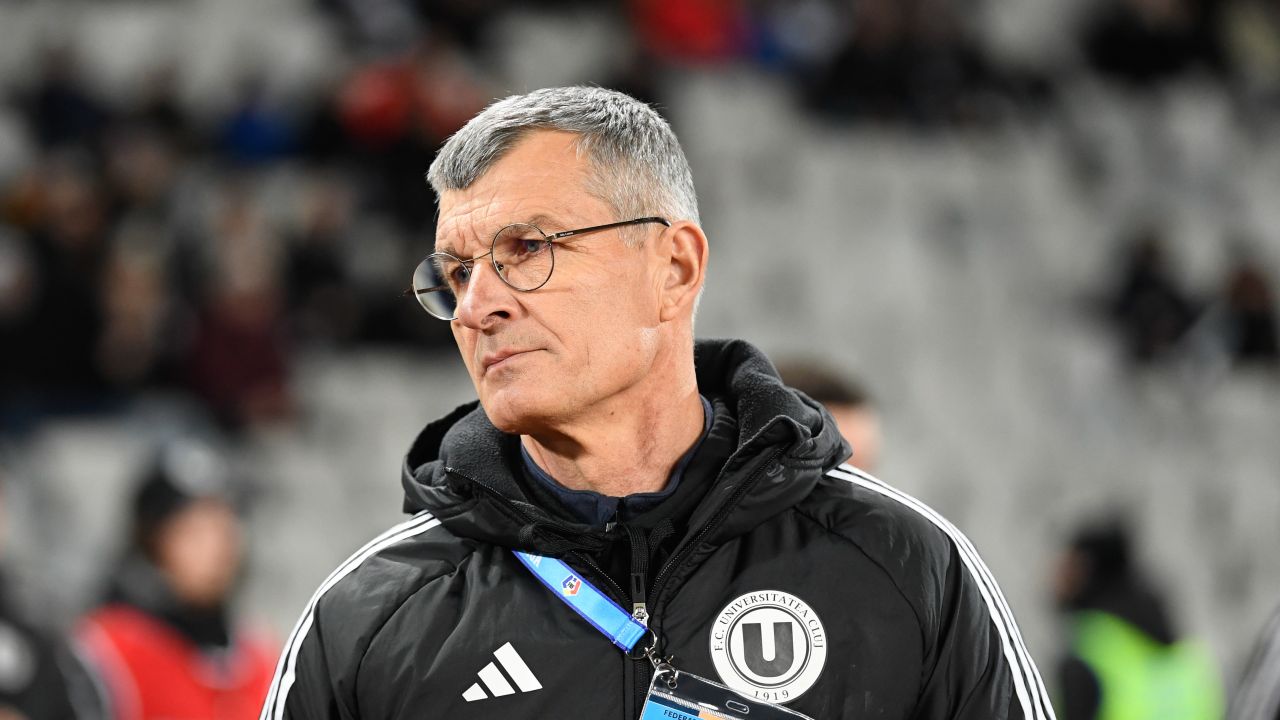 Ce a avut de spus Ioan Ovidiu Sabău despre faza controversată în care Rapid a cerut penalty, în meciul cu U Cluj