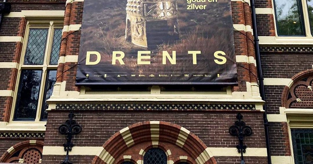 Podoabele care au scăpat nefurate din expoziţia de la Muzeul Drents au sosit în România. Coiful și brățările dacice, de năgăsit Podoabele care au scăpat nefurate din expoziţia de la Muzeul Drents au sosit în România. Coiful și brățările dacice, de năgăsit