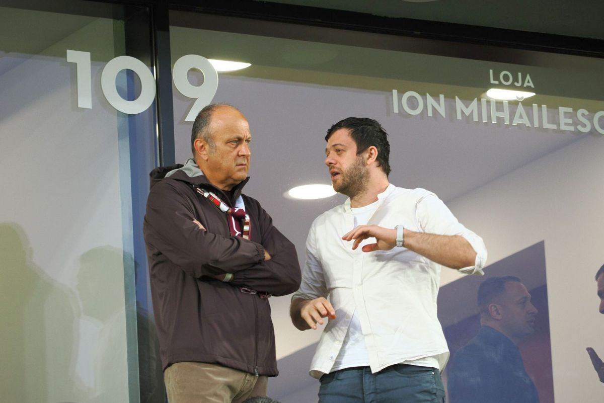 Oficialul de la Rapid nu s-a putut abține și a intrat în direct după meciul cu U Cluj: „Nu înțeleg de ce mai avem VAR”