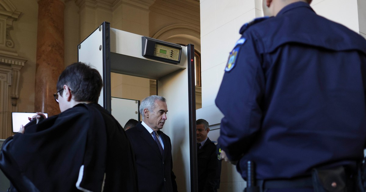 Jandermeria dezminte afirmaţiile lui Călin Georgescu potrivit cărora angajaţii instituţiei i s-au plâns de neplata orelor suplimentare