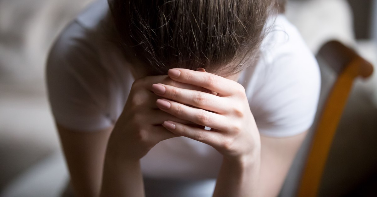 Ce este depresia care apare după sărbători și cum îi putem face față