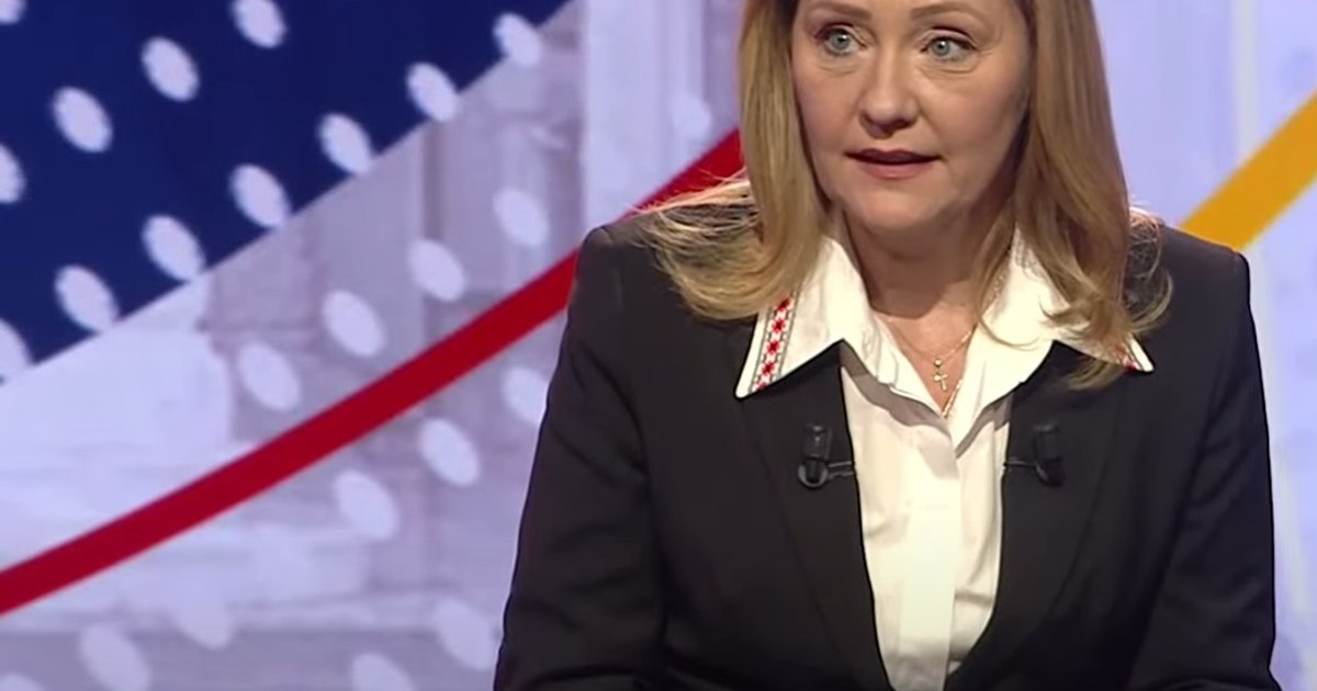 Elena Lasconi, despre Crin Antonescu: „Nu este altceva decât o marionetă într-un joc pentru păstrarea puterii” Elena Lasconi, despre Crin Antonescu: „Nu este altceva decât o marionetă într-un joc pentru păstrarea puterii”