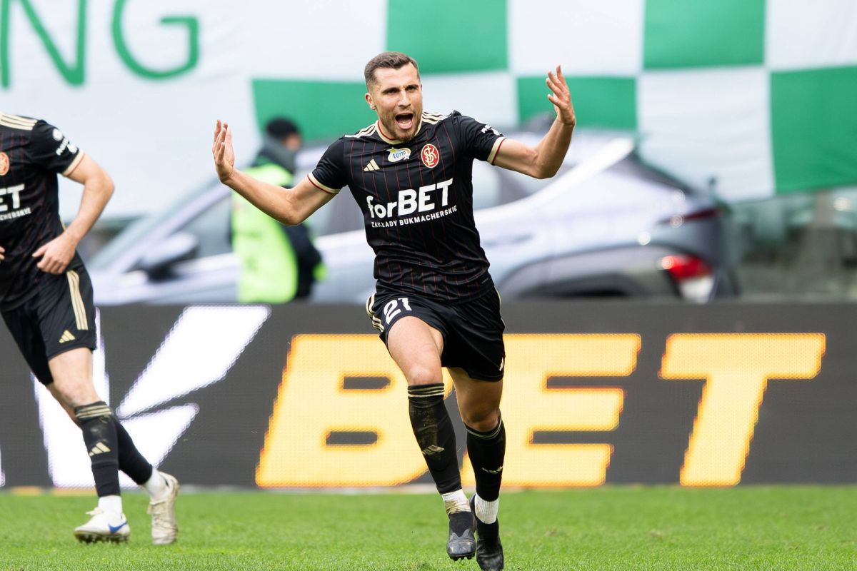 Transfer la miezul nopții la CFR! Varga îi face toate poftele lui Dan Petrescu » Clujenii pregătesc încă o lovitură majoră în mercato