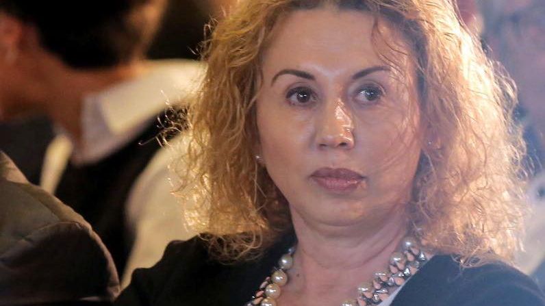 Cum a fost cucerită Violeta Beclea