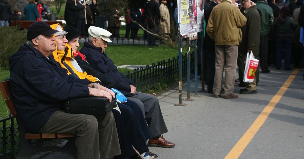 Proiect. 2,6 milioane de pensionari vor primi câte 800 de lei în acest an. Ce condiții trebuie să îndeplinească