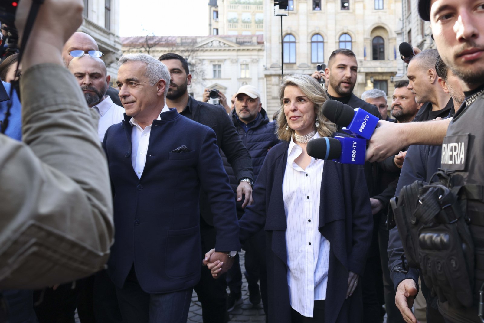 CCR, ședință de urgență sâmbătă. Are pe masă două dosare privind alegerile prezidențiale