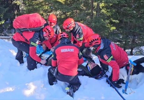 Record absolut de salvare pe munte. 161 de apeluri de urgenţă într-o singură zi Record absolut de salvare pe munte. 161 de apeluri de urgenţă într-o singură zi