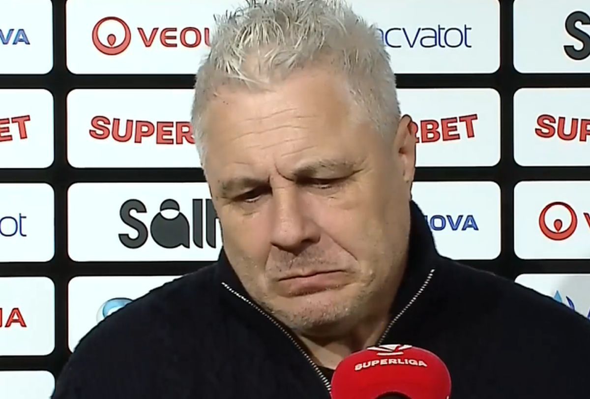 Șumudică i-a făcut praf pe jucătorii Rapidului: „Eu nu accept așa ceva! Am venit în vizită la Sibiu. Nu se poate să nu faci un dribling!” Șumudică i-a făcut praf pe jucătorii Rapidului: „Eu nu accept așa ceva! Am venit în vizită la Sibiu. Nu se poate să nu faci un dribling!”