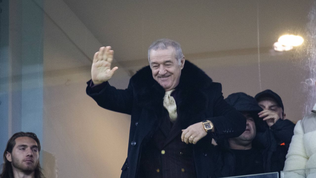 Un antrenor uriaș este interesat de vedeta lui Gigi Becali! Poate deveni cel mai scump transfer din Superligă Un antrenor uriaș este interesat de vedeta lui Gigi Becali! Poate deveni cel mai scump transfer din Superligă