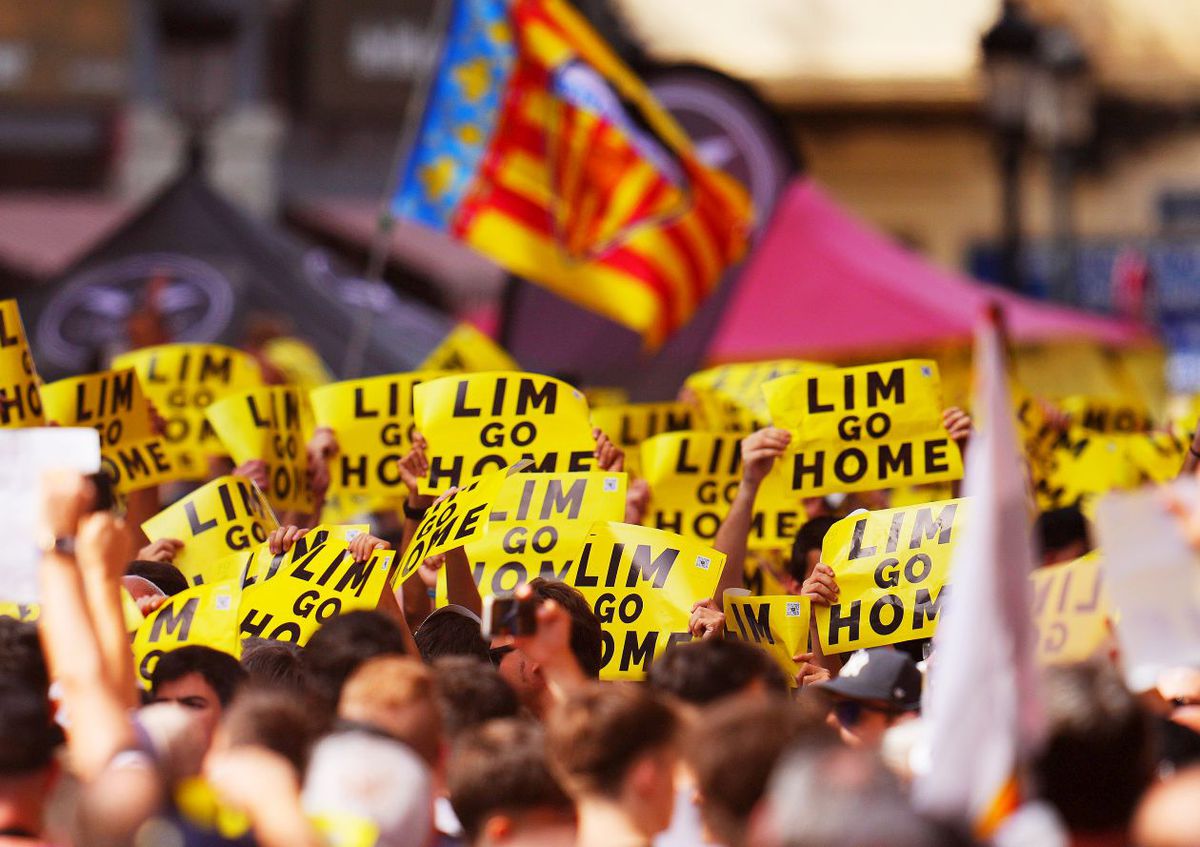 Un gigant din La Liga, scos la vânzare pentru 400 de milioane de euro! Șeful PSG a fost contactat