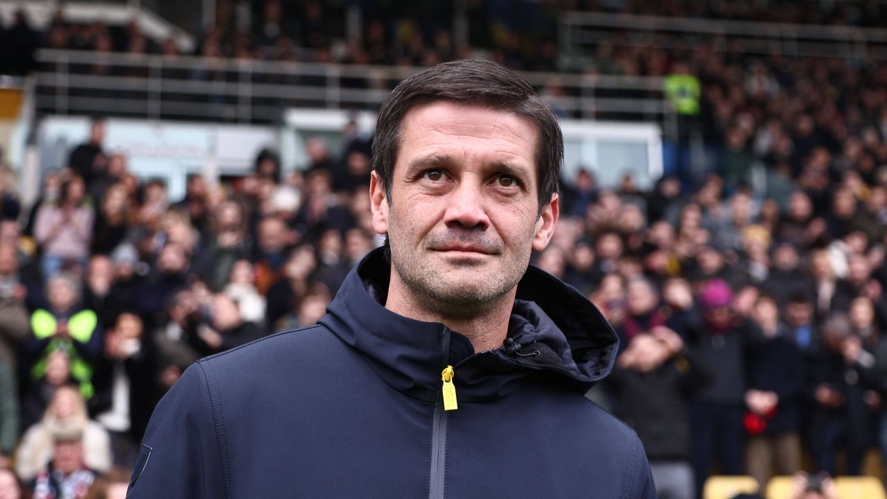 Cristi Chivu, față în față cu istoria! Performanța remarcabilă pe care ar putea să o bifeze în cel de-al doilea meci al Parmei Cristi Chivu, față în față cu istoria! Performanța remarcabilă pe care ar putea să o bifeze în cel de-al doilea meci al Parmei