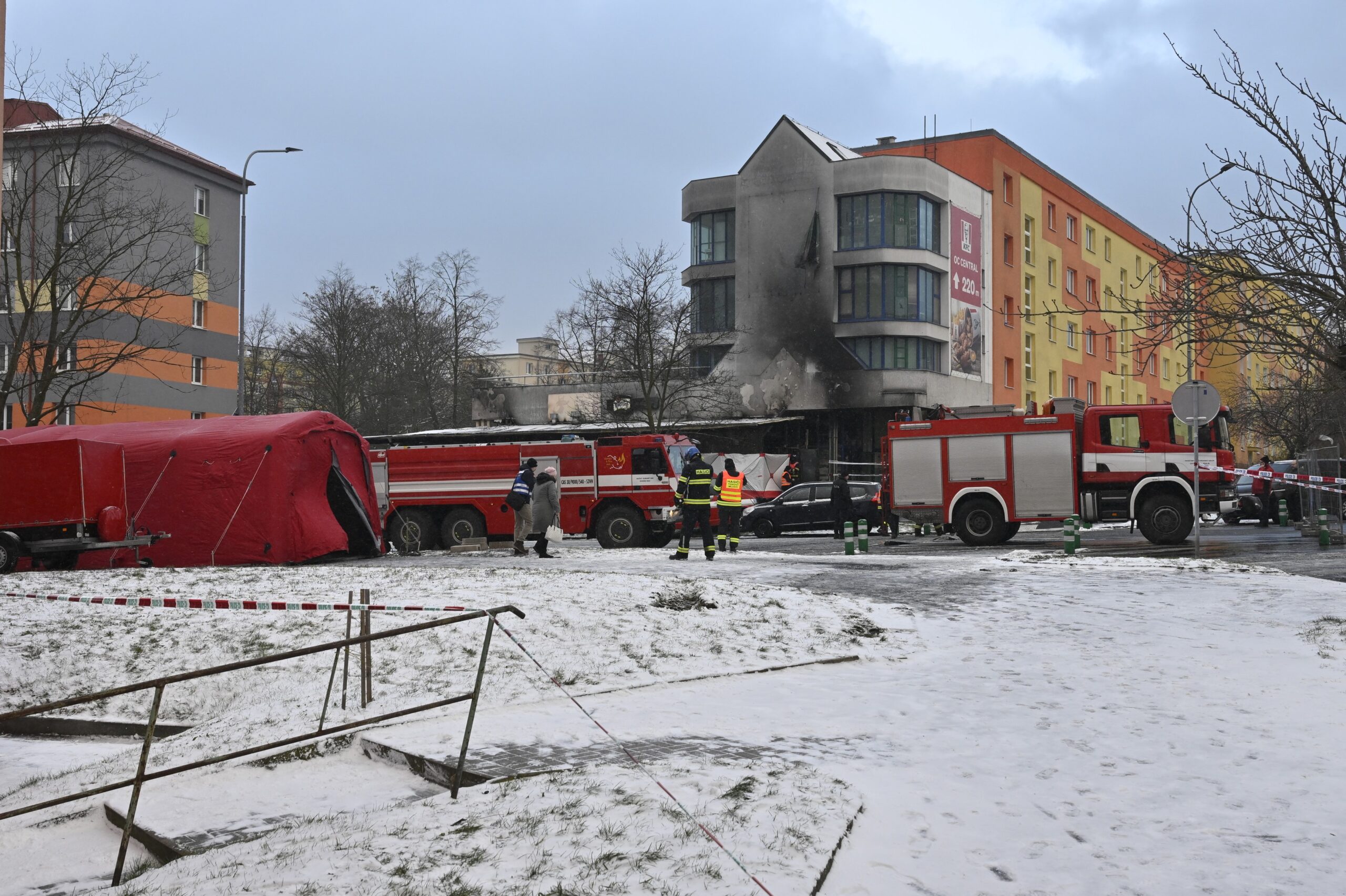 Șase oameni au murit, iar alți opt au fost răniți, după ce o butelie a explodat la un restaurant din Cehia Șase oameni au murit, iar alți opt au fost răniți, după ce o butelie a explodat la un restaurant din Cehia