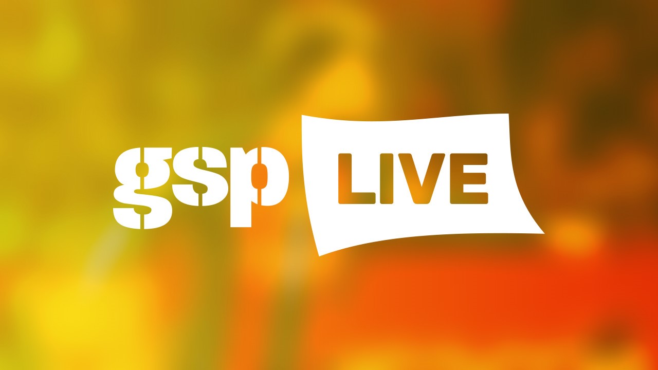 E român, lucrează la Aston Villa și iubește altă echipă a Angliei » Povestea lui, la Premier GSP