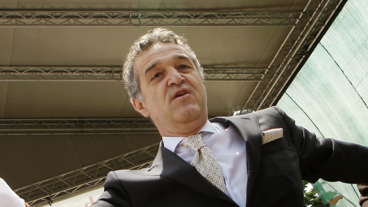 Gigi Becali i-a găsit înlocuitor lui Mihai Popescu după gafa cu CFR Cluj: ”Îl avem pe el” Gigi Becali i-a găsit înlocuitor lui Mihai Popescu după gafa cu CFR Cluj: ”Îl avem pe el”