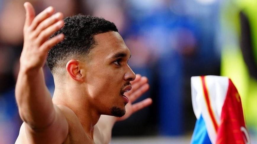 Întrebat despre plecarea de la Liverpool, Trent Alexander-Arnold a răspuns ferm
