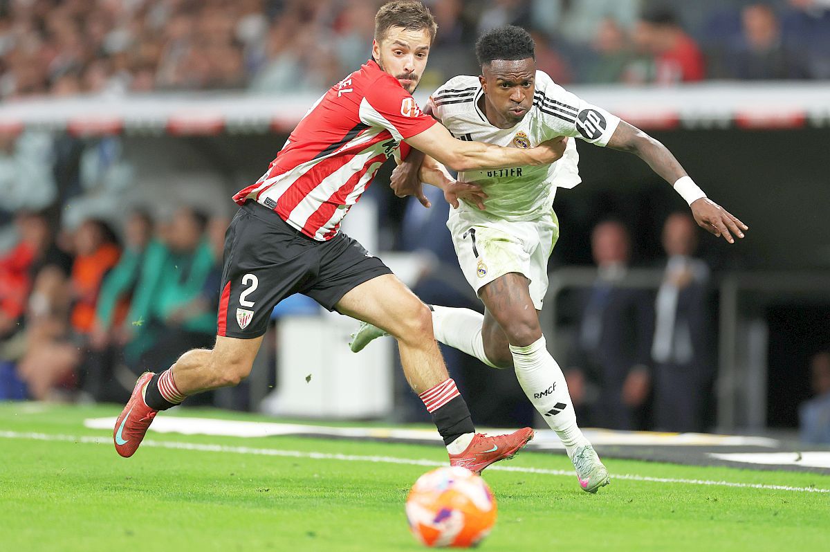 MARCA: „Vinicius semnează până în 2030, acord iminent!” MARCA: „Vinicius semnează până în 2030, acord iminent!”