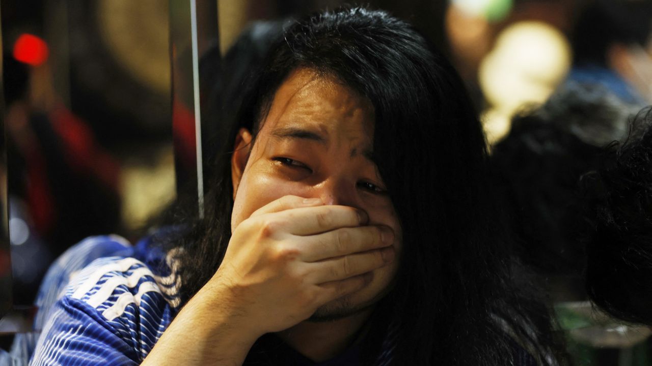 Tragedie șocantă în Coreea de Sud: o femeie de doar 20 de ani a murit pe stadion. Clubul, acuzat de ucidere din culpă Tragedie șocantă în Coreea de Sud: o femeie de doar 20 de ani a murit pe stadion. Clubul, acuzat de ucidere din culpă