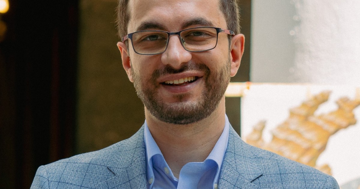 Cine e Paul Ispas, candidatul independent care vrea la Cotroceni. „Am înghețat pentru apărarea parcursului european al României” Cine e Paul Ispas, candidatul independent care vrea la Cotroceni. „Am înghețat pentru apărarea parcursului european al României”