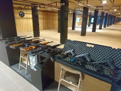 Poliţia din Spania a descoperit un poligon de tragere ilegal construit în subteran Poliţia din Spania a descoperit un poligon de tragere ilegal construit în subteran