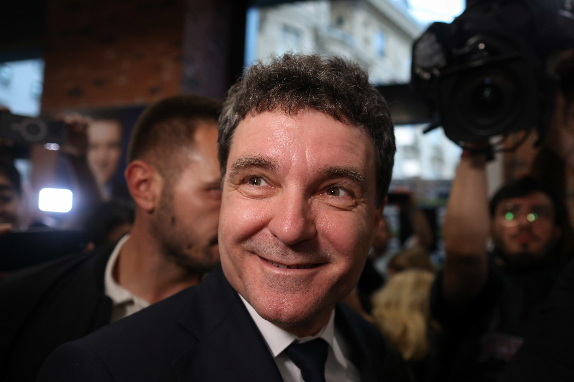 „Nicușor Dan, matematicianul care a alungat fantoma extremei drepte din România” / Presa străină remarcă alegerile cruciale din țara noastră și cum a fost răsturnat scorul