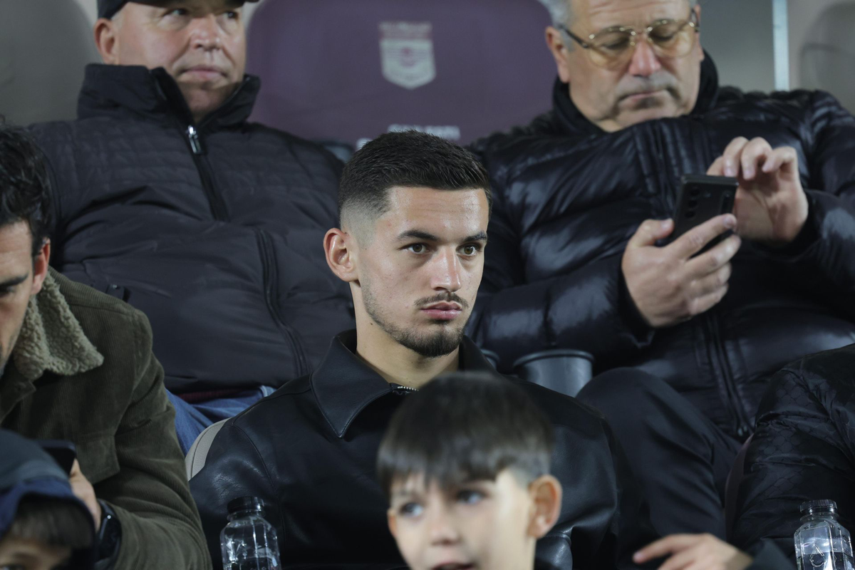 Presa din Kosovo a reacționat după transferul lui Drilon Hazrollaj la Rapid » Cum au numit noul club al conaționalului lor Presa din Kosovo a reacționat după transferul lui Drilon Hazrollaj la Rapid » Cum au numit noul club al conaționalului lor