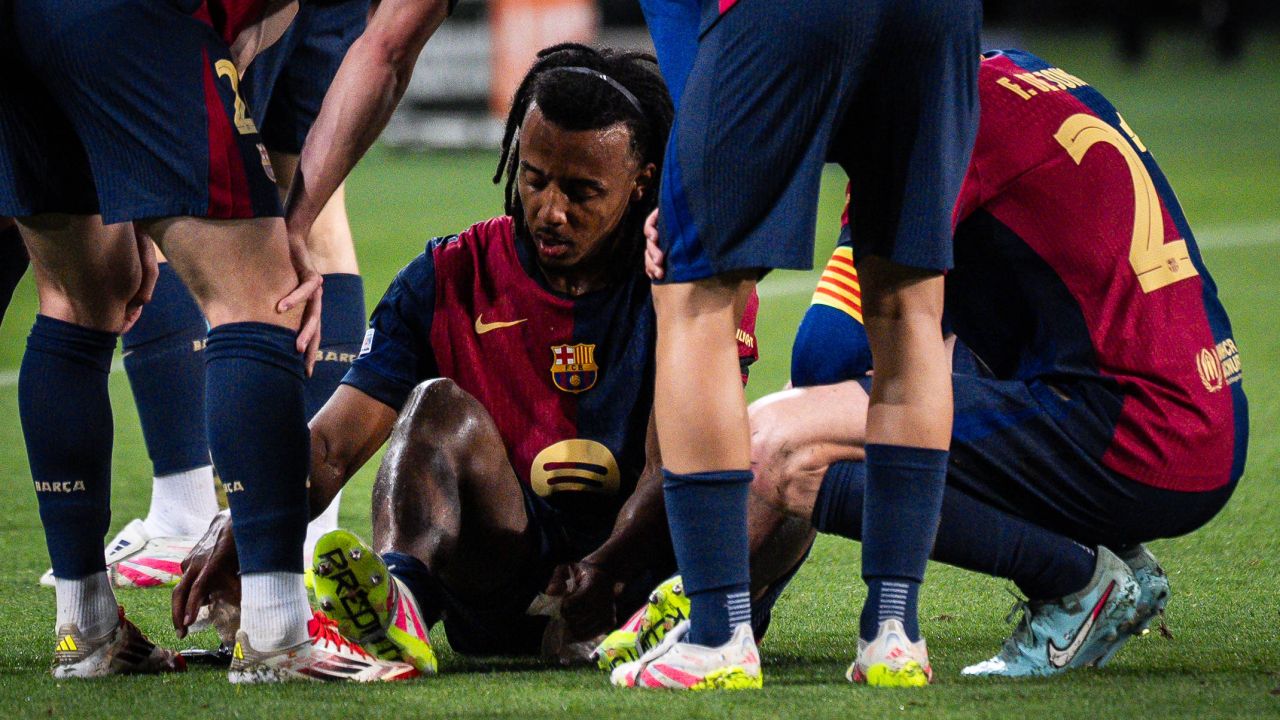 Ar fi fost bun Andrei Rațiu! Jules Kounde e OUT pentru returul cu Inter Milano