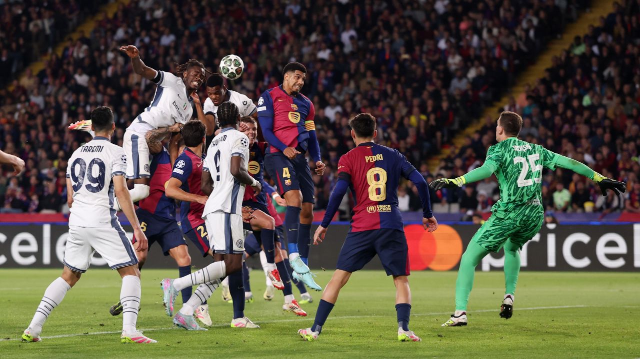 Pe cine a desemnat UEFA omul meciului în thriller-ul Barcelona -3