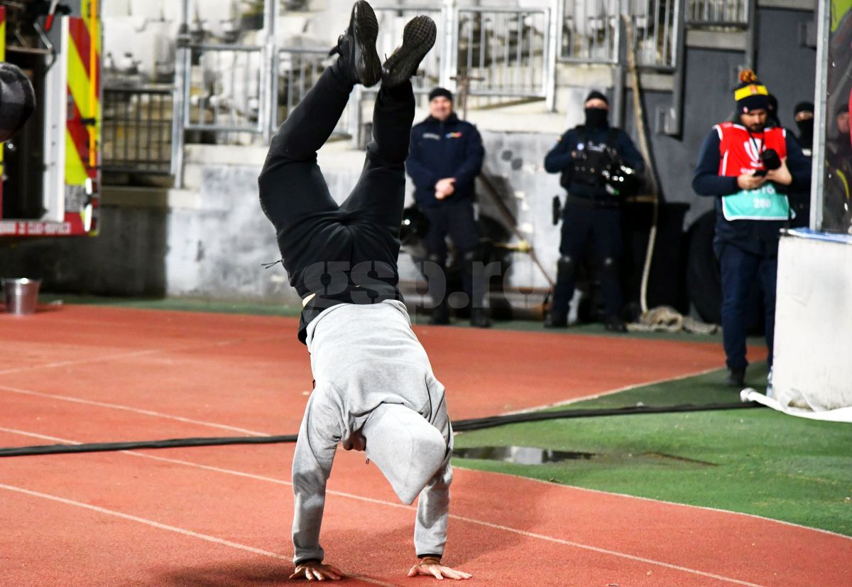 Lecții de viață cu Vali Crețu, după recitalul de la Cluj: „Nu câștigasem nimic până la 35 de ani, sunt mândru că pot să le ofer copiilor un viitor bun” Lecții de viață cu Vali Crețu, după recitalul de la Cluj: „Nu câștigasem nimic până la 35 de ani, sunt mândru că pot să le ofer copiilor un viitor bun”