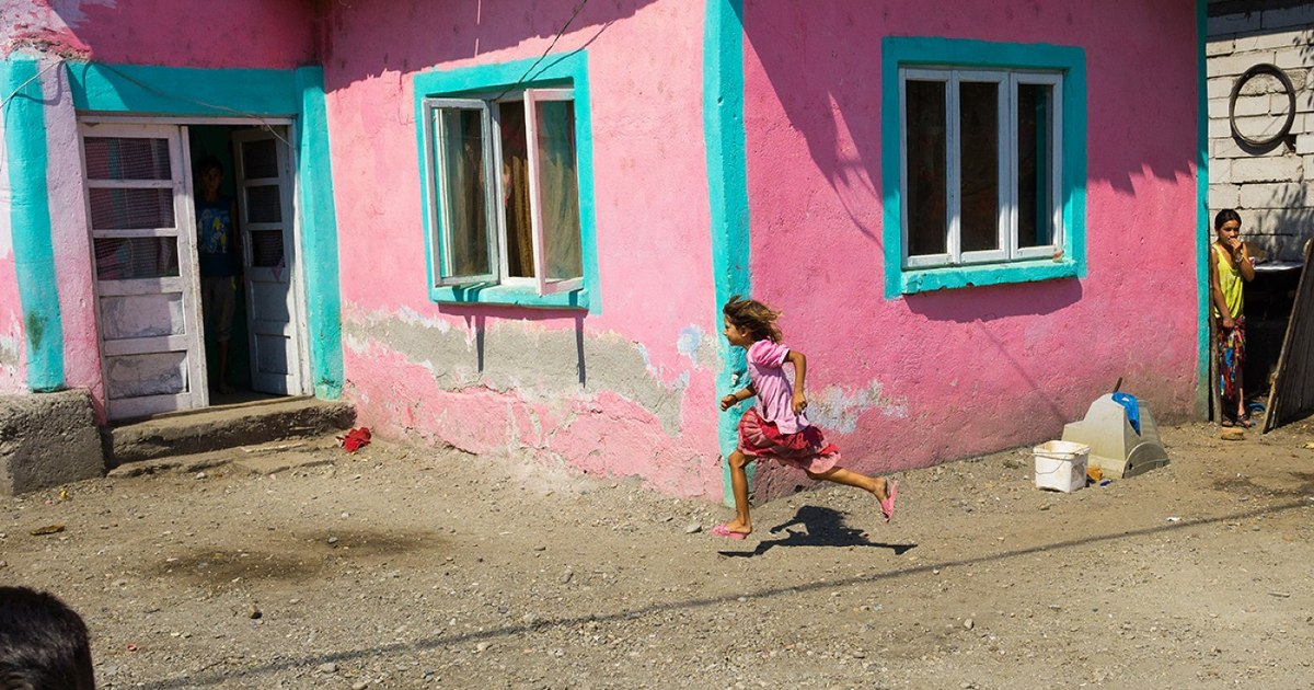 Casele din paiantă şi lemn domină peisajul sărăciei energetice extreme. „Izolația termică precară duce la facturi mai mari” Casele din paiantă şi lemn domină peisajul sărăciei energetice extreme. „Izolația termică precară duce la facturi mai mari”