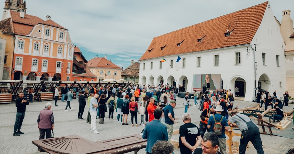 „Oscarurile patrimoniului” aduc din nou România pe scena europeană: Centrul ASTRA, unic laureat în 2025 „Oscarurile patrimoniului” aduc din nou România pe scena europeană: Centrul ASTRA, unic laureat în 2025