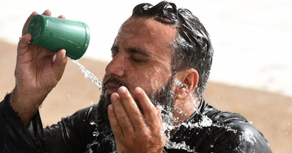 Ce nu e bine să faci pe timp de caniculă. 8 sfaturi pentru a face față temperaturilor ridicate Ce nu e bine să faci pe timp de caniculă. 8 sfaturi pentru a face față temperaturilor ridicate