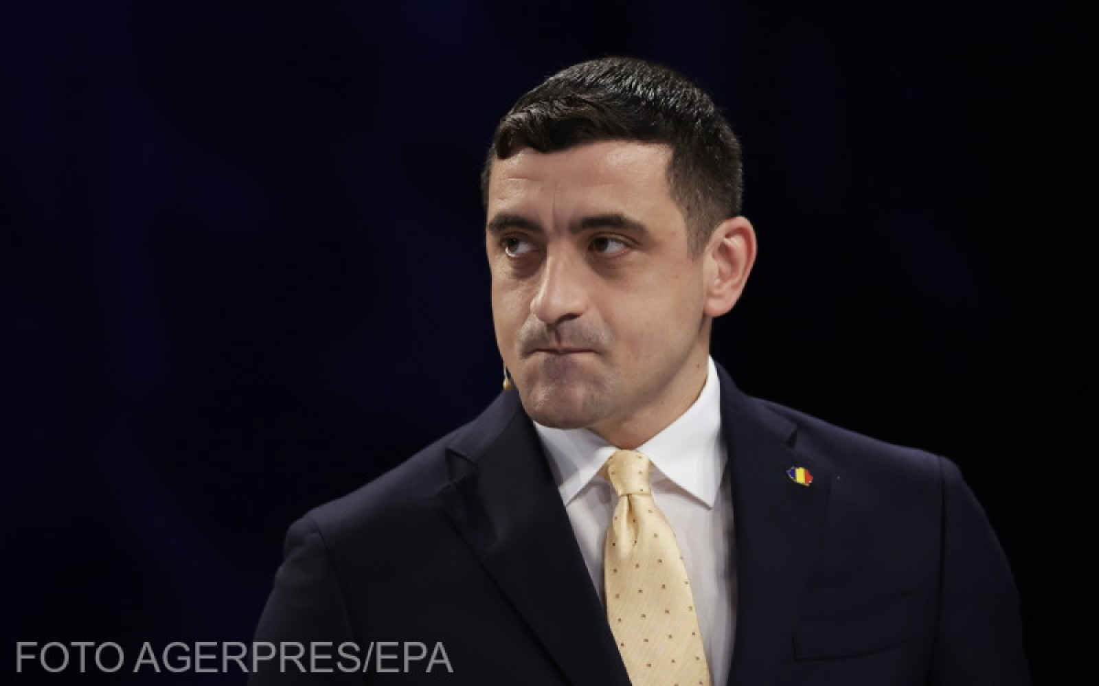 Simion instigă la proteste și amenință: „Vă promit că murim cu ei de gât”. Avertismentul Poliției pentru români. Drăgan: Fac apel la oamenii de bună credință! Simion instigă la proteste și amenință: „Vă promit că murim cu ei de gât”. Avertismentul Poliției pentru români. Drăgan: Fac apel la oamenii de bună credință!