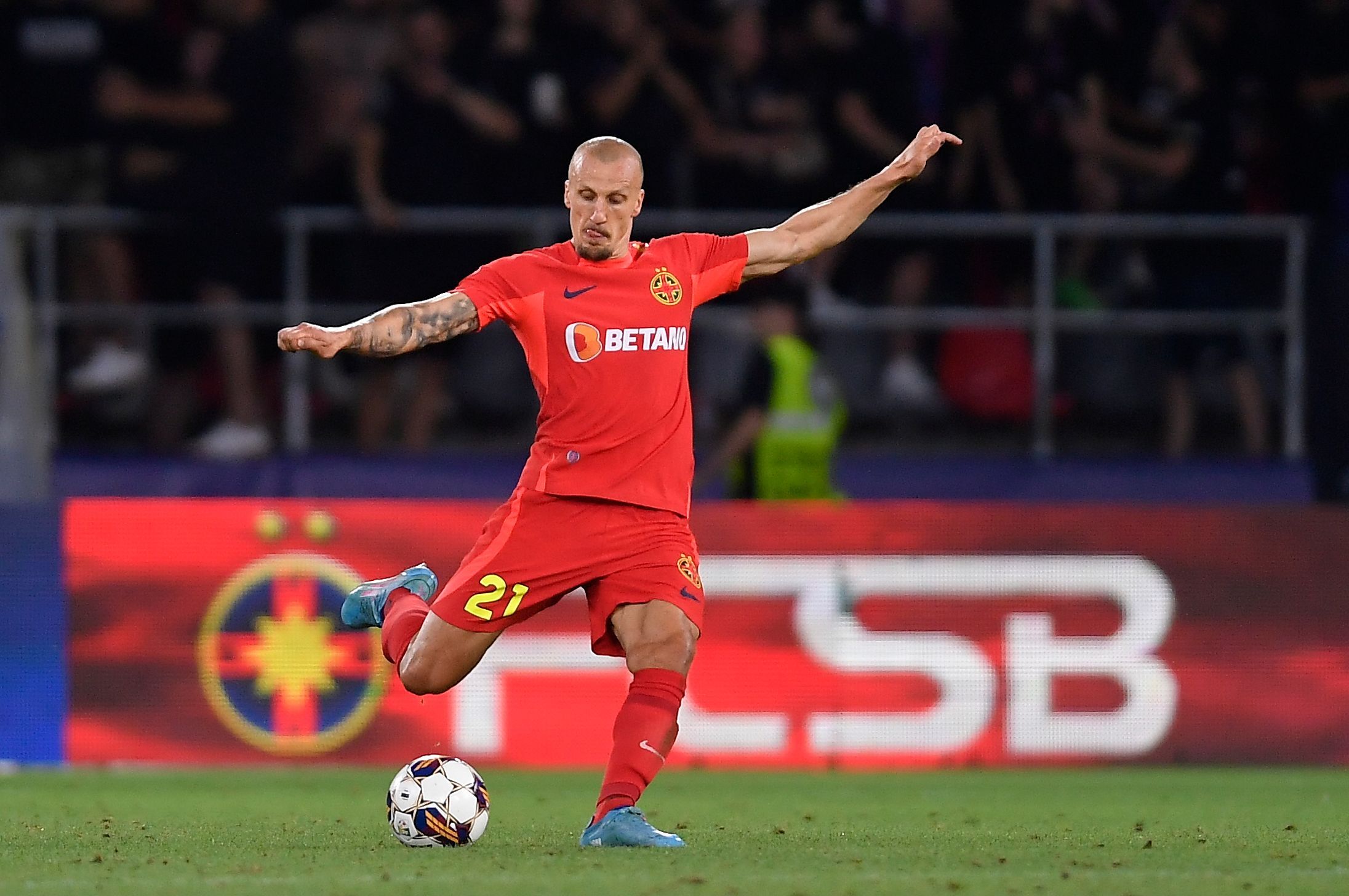 VIDEO Unul dintre cele frumoase goluri din România înscris în derby de un fotbalist de 35 de ani VIDEO Unul dintre cele frumoase goluri din România înscris în derby de un fotbalist de 35 de ani