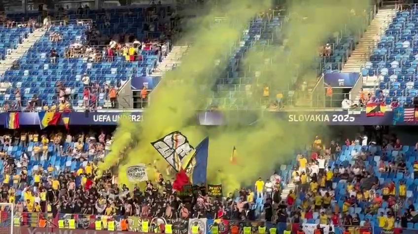 ”Zidul Galben”, la înălțime în Slovacia. Ce au făcut suporterii României la meciul cu Spania