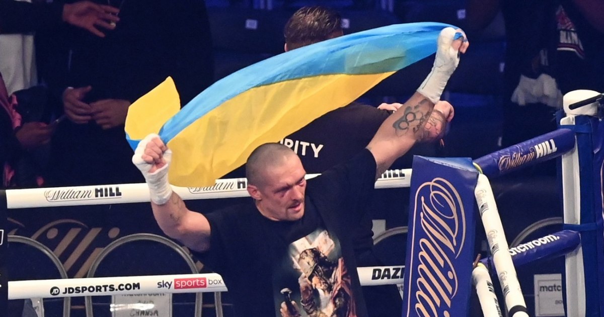 Campionul la box Oleksandr Usîk îl provoacă pe Trump să locuiască o săptămână în casa sa din Ucraina: „În fiecare noapte o bombă zboară”