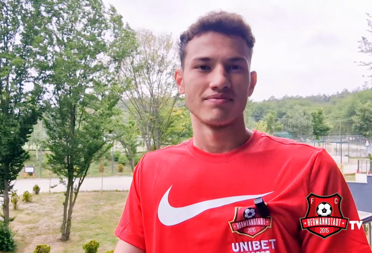 Marius Măldărășanu și-a luat fundaș lateral la Hermannstadt: contract pe 3 sezoane Marius Măldărășanu și-a luat fundaș lateral la Hermannstadt: contract pe 3 sezoane